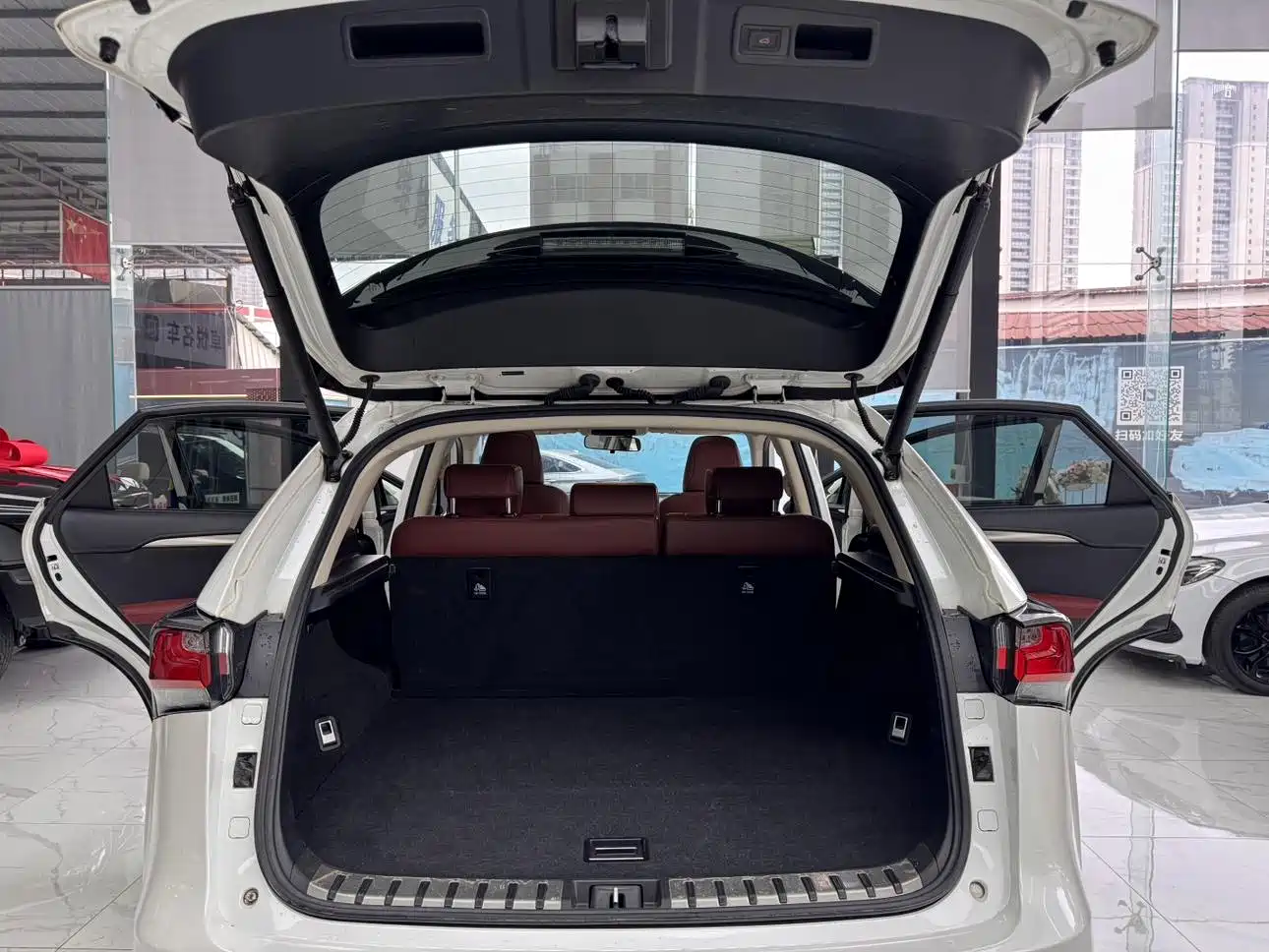 Lexus NX 2015 200t AWD F Sport фото 27