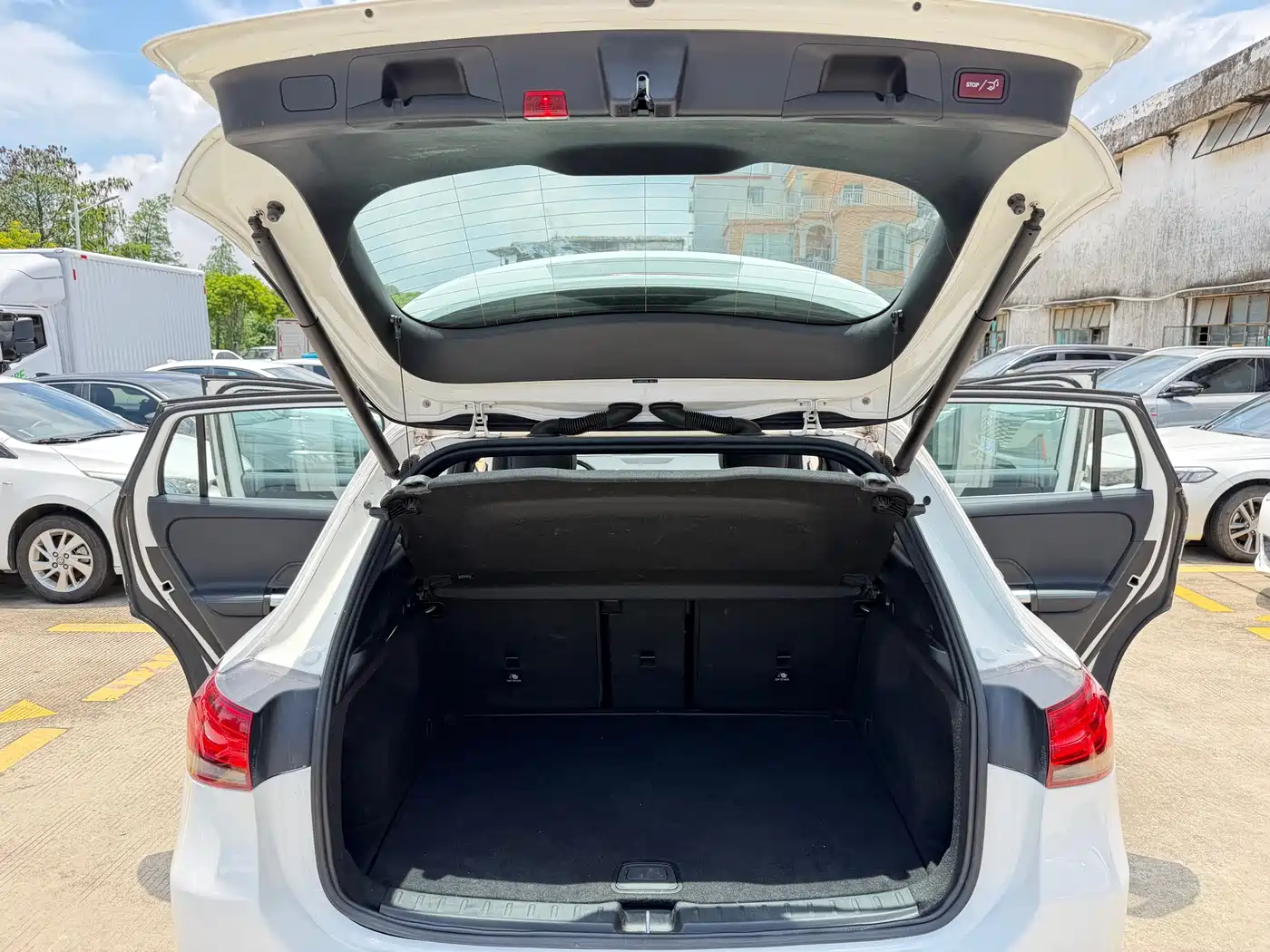 Mercedes-Benz GLA 2022 Facelift GLA 180 фото 10