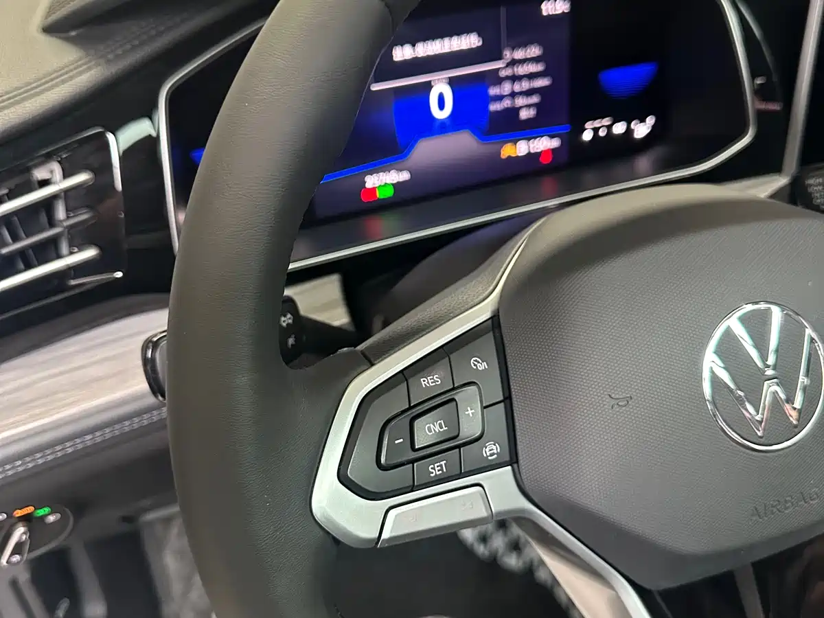 Volkswagen Sagitar 2024 300TSI DSG Surpass Edition фото 16