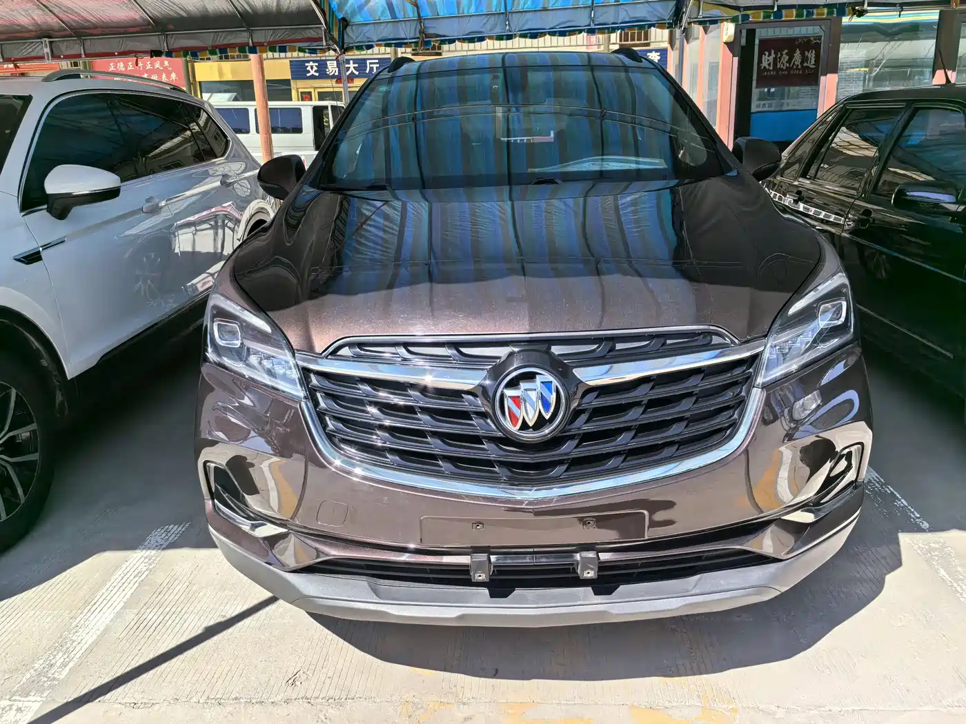 Buick Envision Plus 2020 20T FWD Leading фото 2