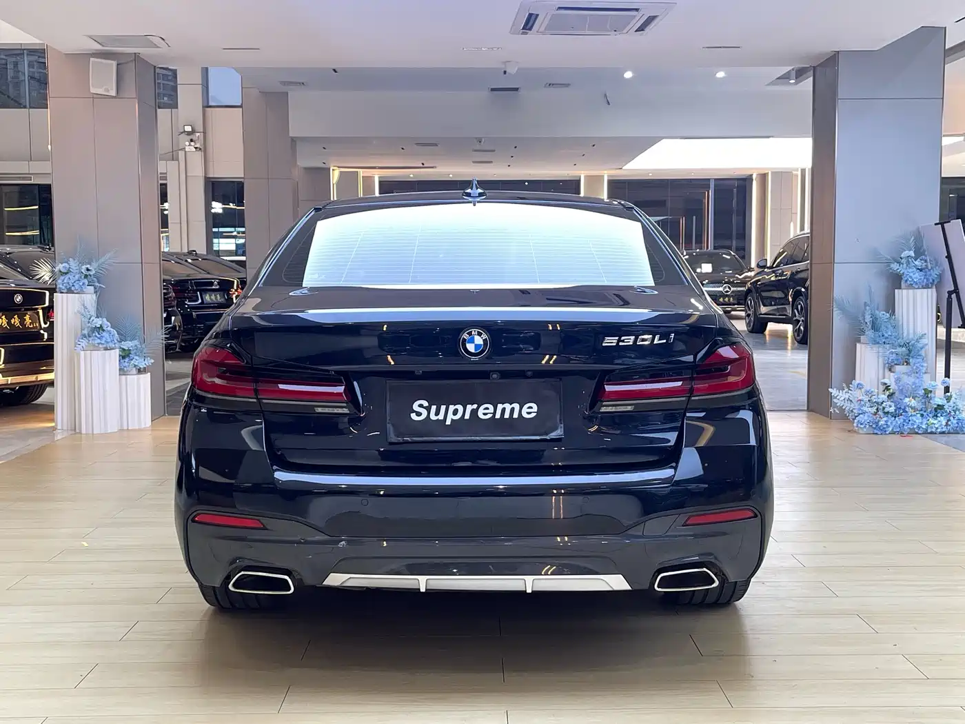 BMW 5 Series 2021 530Li Leading M Sport Package фото 10