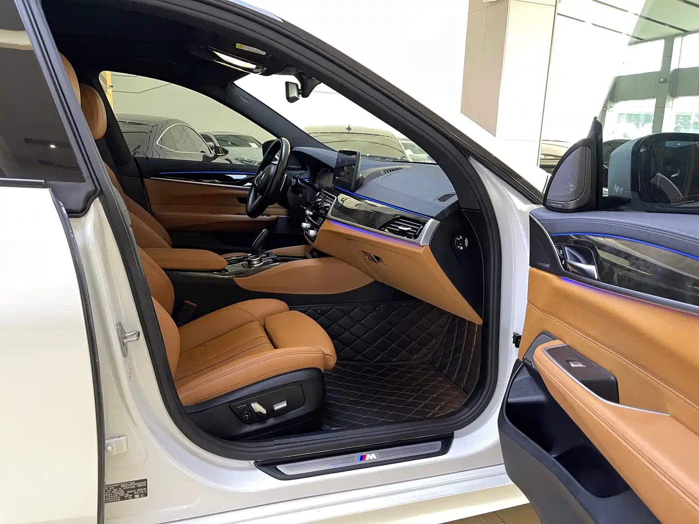 BMW 6 Series GT 2021 630i M Sport Package фото 8