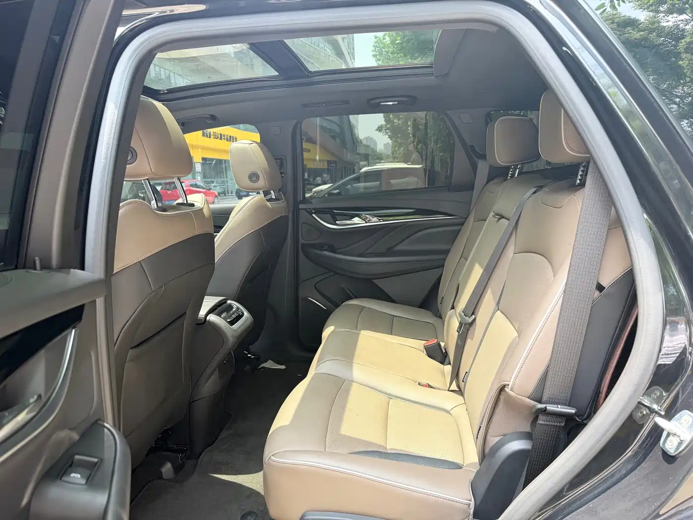 Buick Enclave 2022 652T 4WD Exclusive Flagship 7-Seater фото 14
