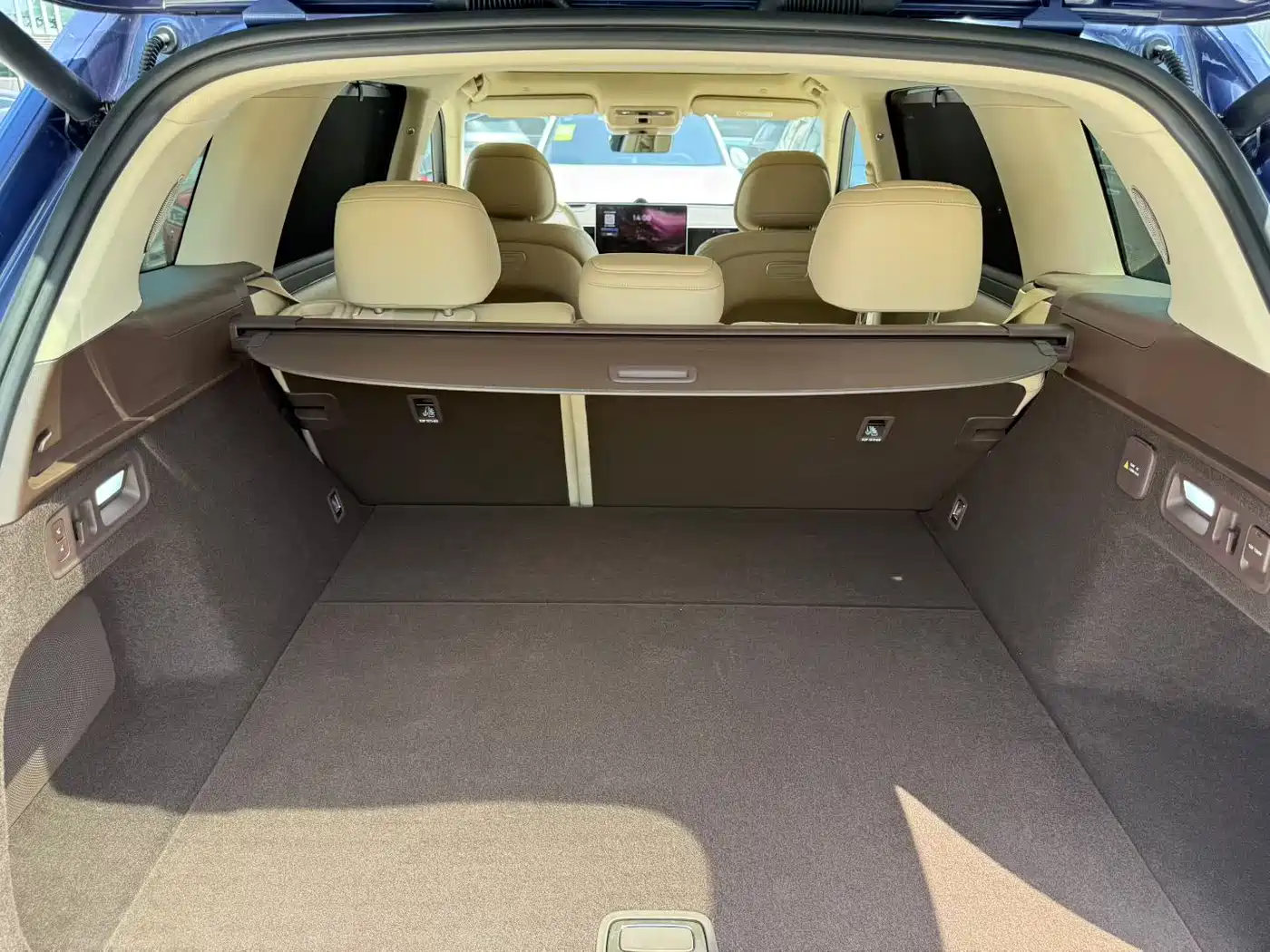 AITO Wenjie AITO M7 2026 Pure Electric Max AWD 5-seater фото 8