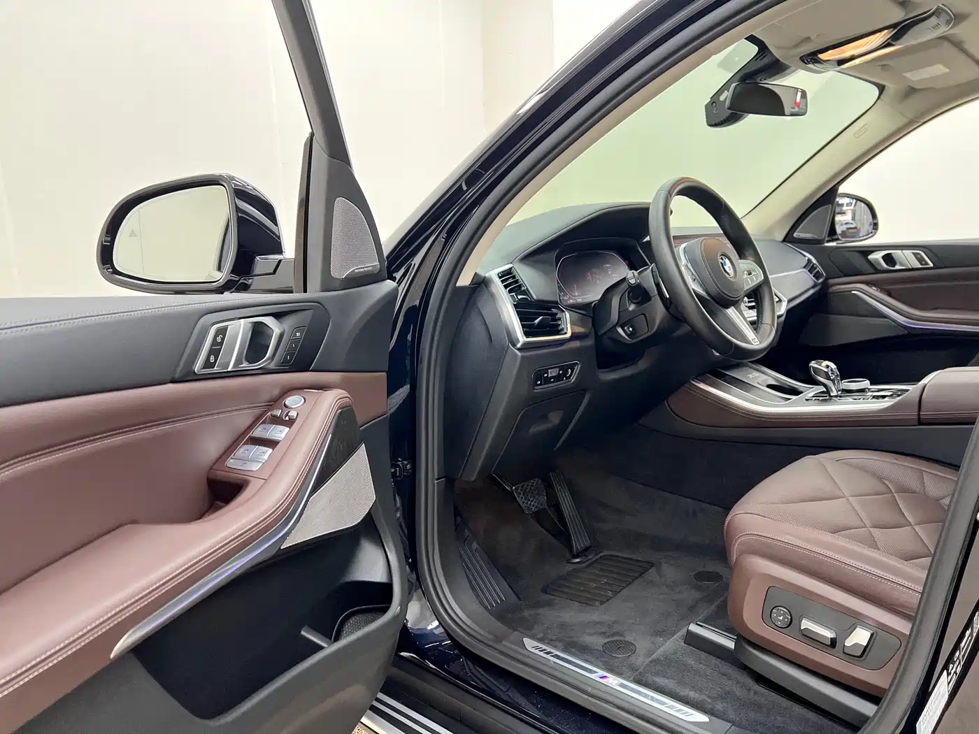 BMW X5 2022 xDrive 30Li Premium M Sport Package фото 9