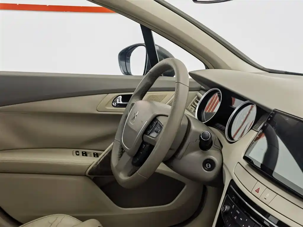 Peugeot 508 2011 2.3L Automatic Luxury Edition фото 22