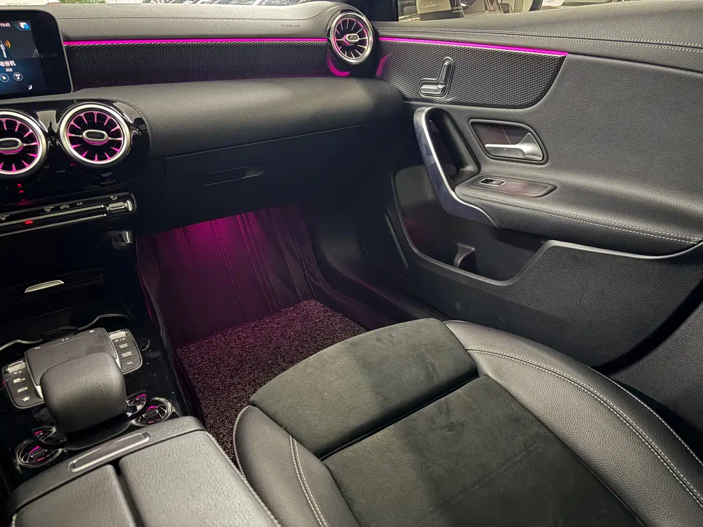 Mercedes-Benz A-Class 2020 Facelift A 200 L Sport Sedan Fashion фото 10