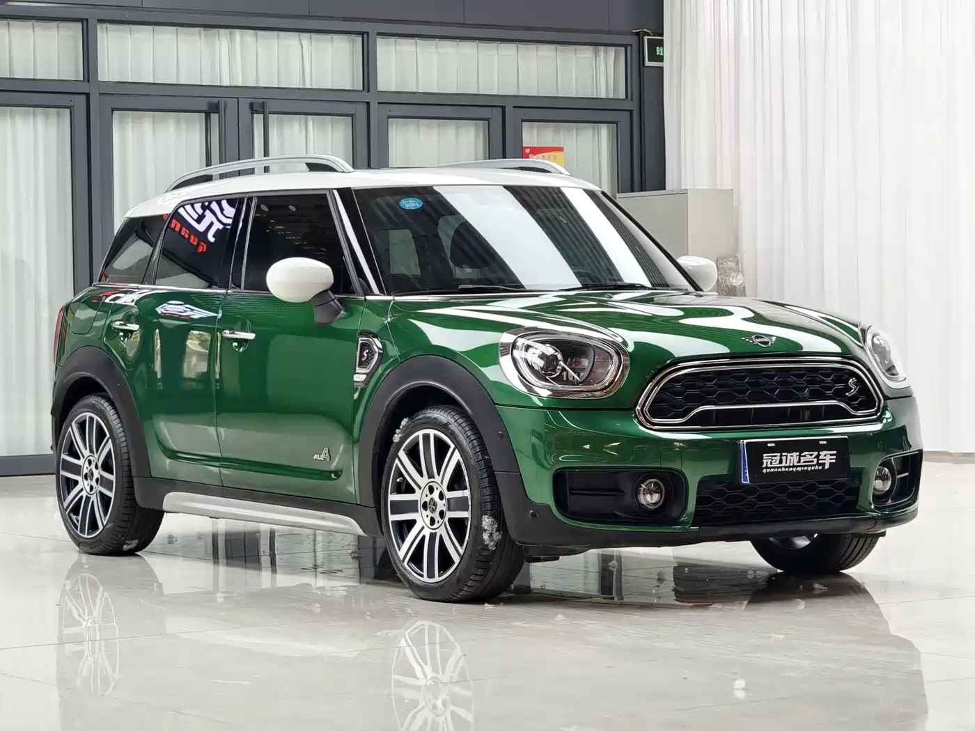 MINI COUNTRYMAN 2020 2.0T COOPER S ALL4 Polar Edition фото 3