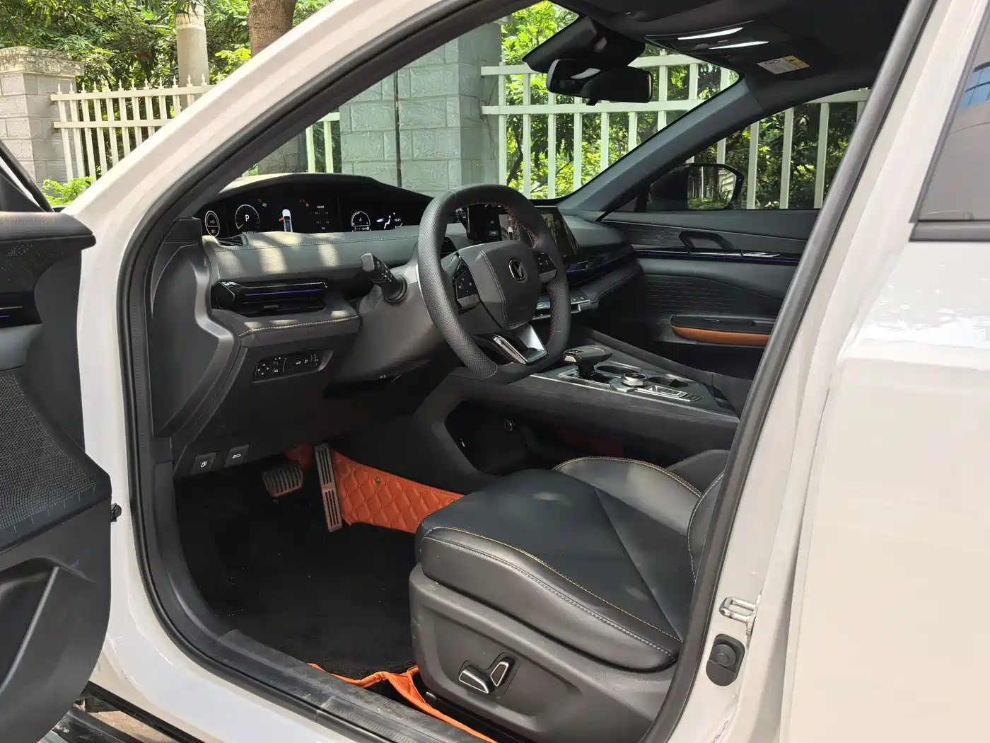 CHANGAN UNI-V