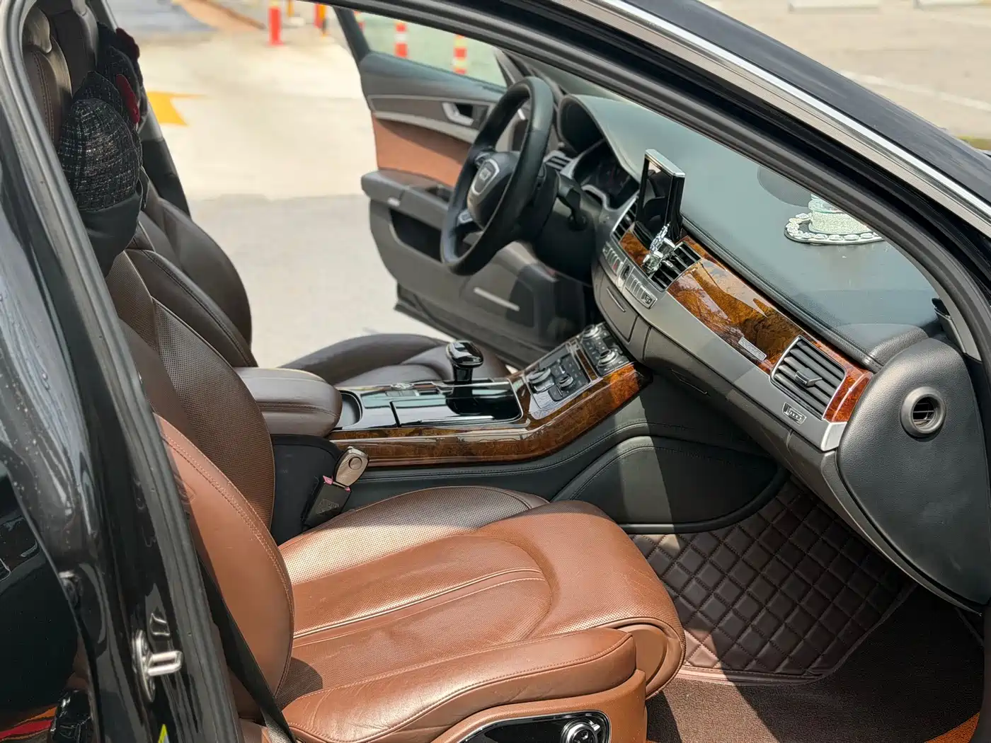 Audi A8 2013 A8L 50 TFSI quattro Luxury фото 10