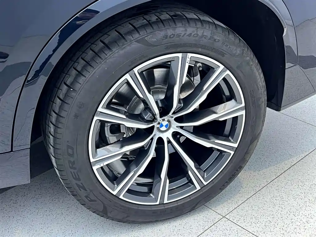 BMW X5 2022 xDrive 30Li Premium M Sport Package фото 10