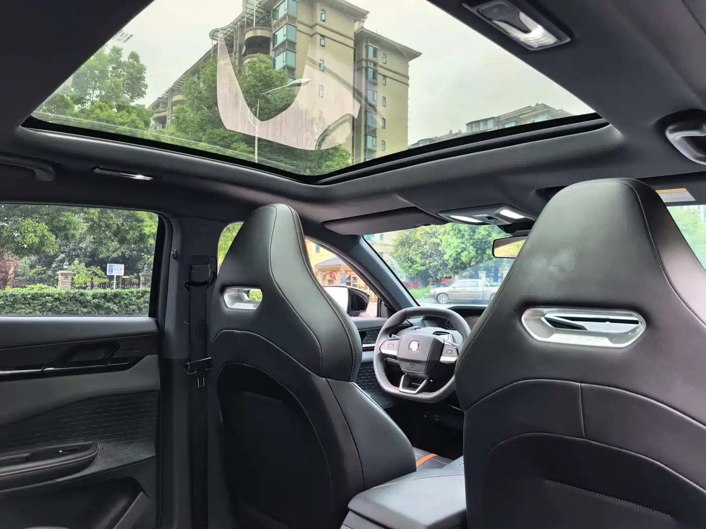 CHANGAN UNI-V