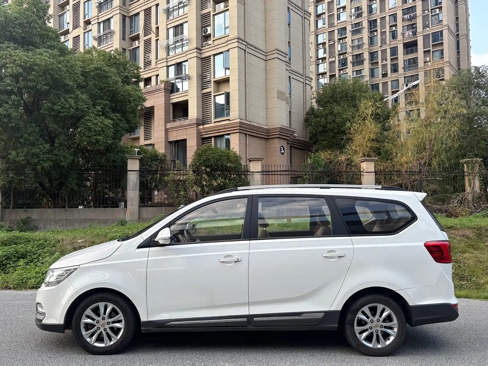 Фото 4 - Baojun 730