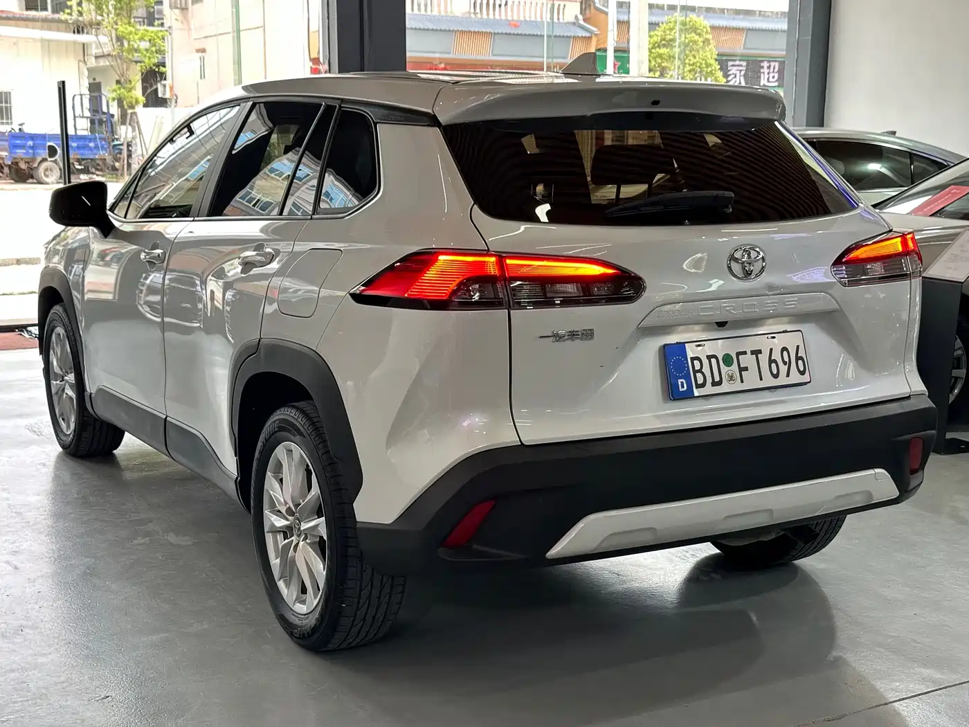 Toyota Corolla Cross 2022 2.0L Luxury Edition фото 10