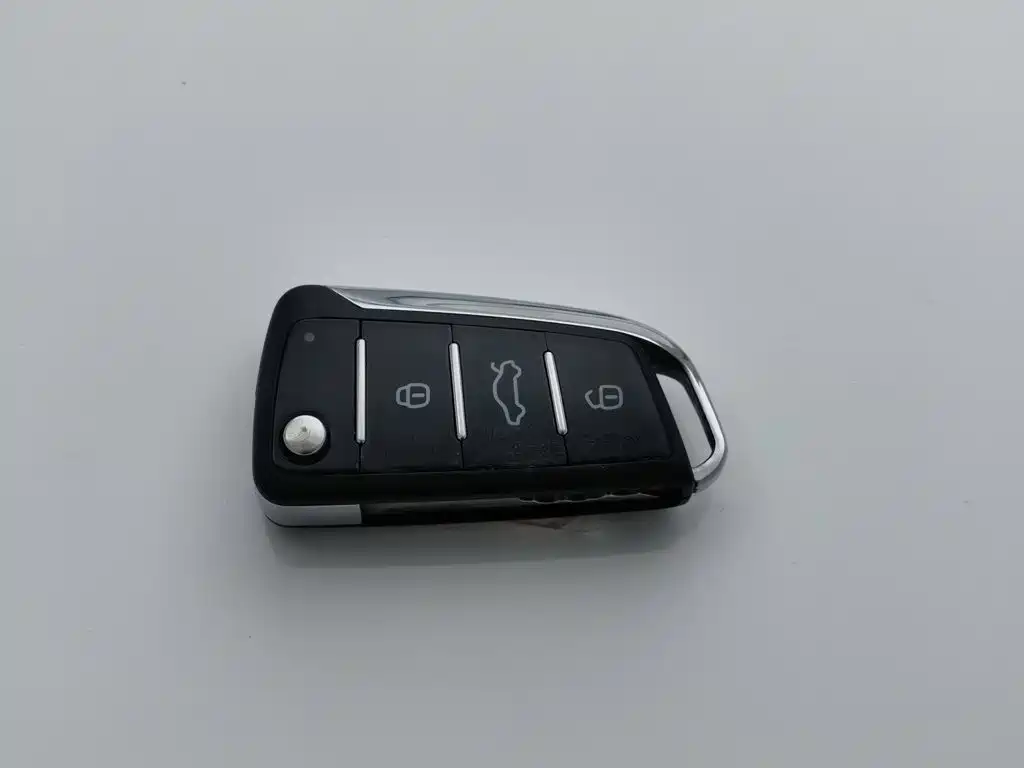 Фото 19 - JAC Refine S2