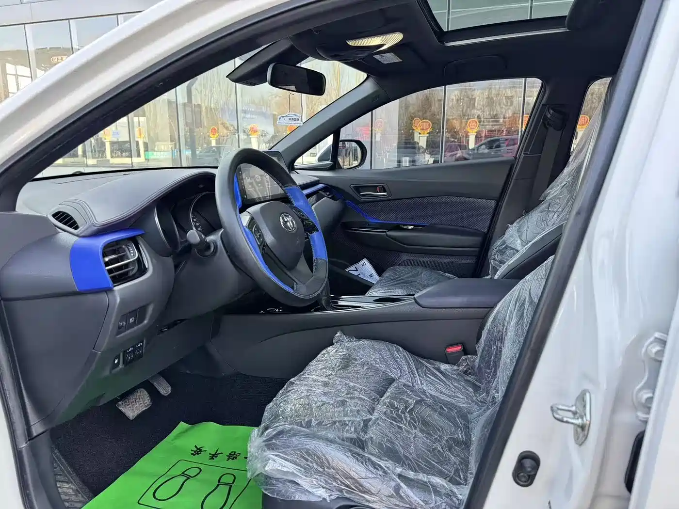 Toyota IZOA 2020 2.0L Yi Xiang Edition фото 4