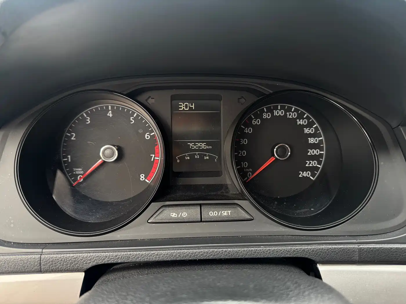 Volkswagen Lavida 2017 1.6L Automatic Trend Edition фото 8