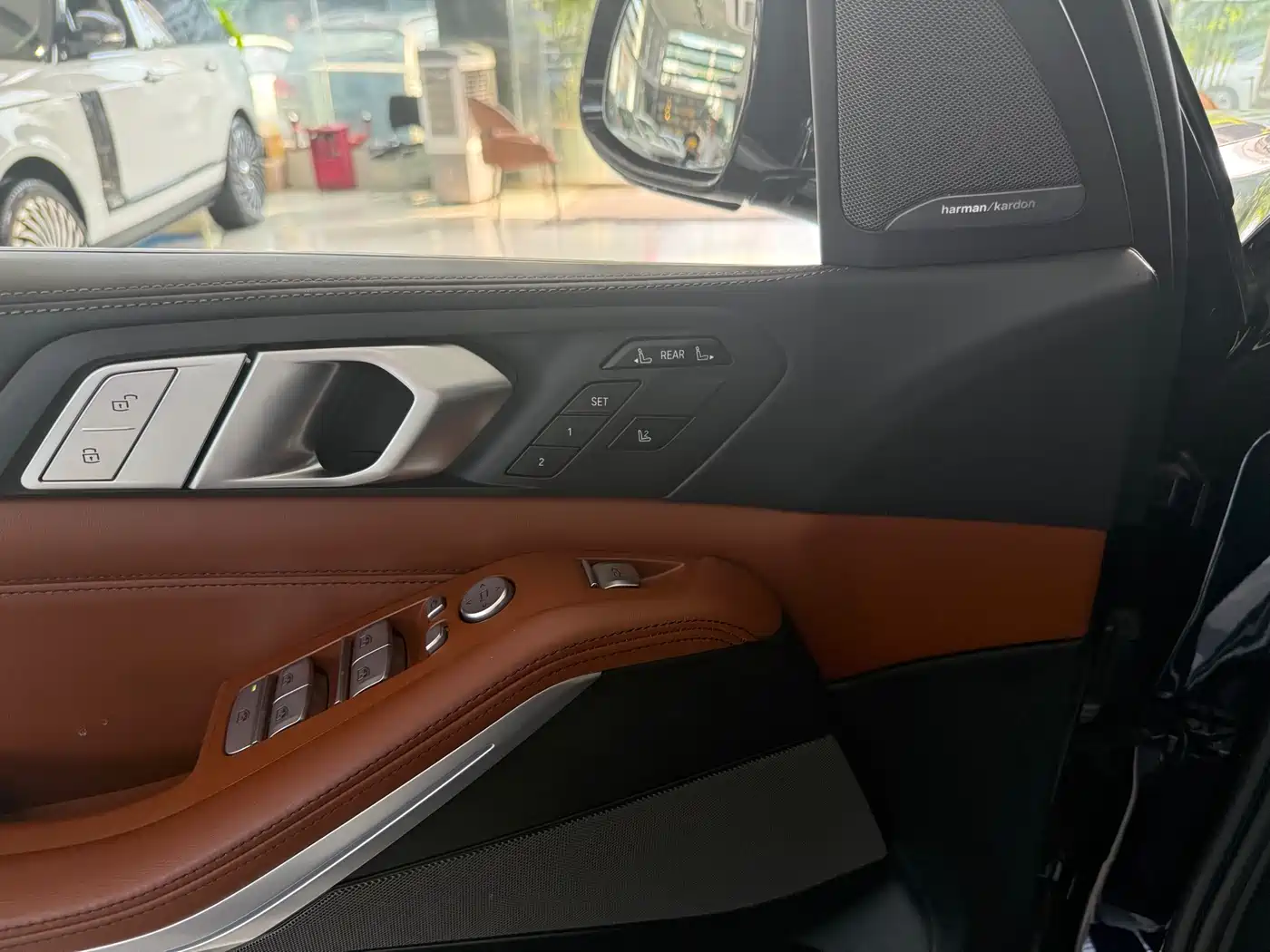 BMW X7 2021 xDrive40i Premium M Sport Package фото 5