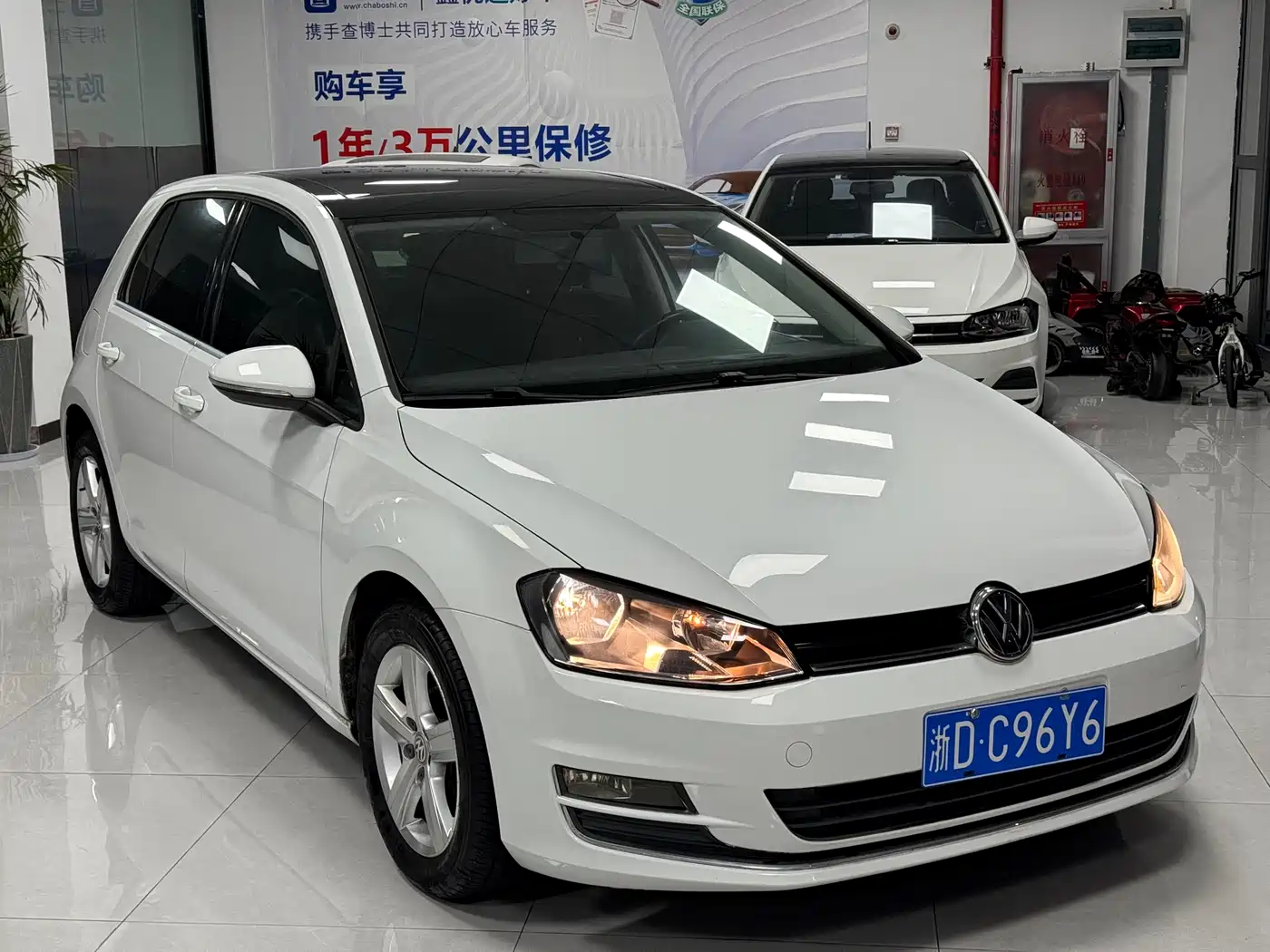 Volkswagen Golf 2016 230TSI Automatic Comfort фото 3