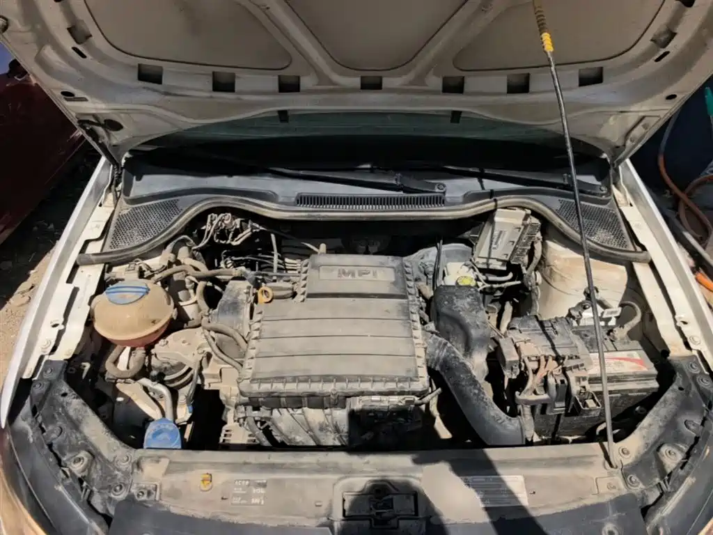 Volkswagen Polo 2016 1.4L Manual Trend фото 20