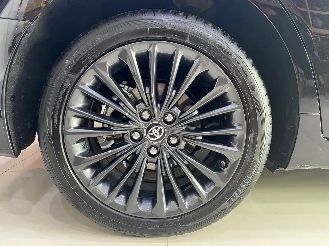 Toyota Avalon 2023 2.5L Luxury Edition фото 23