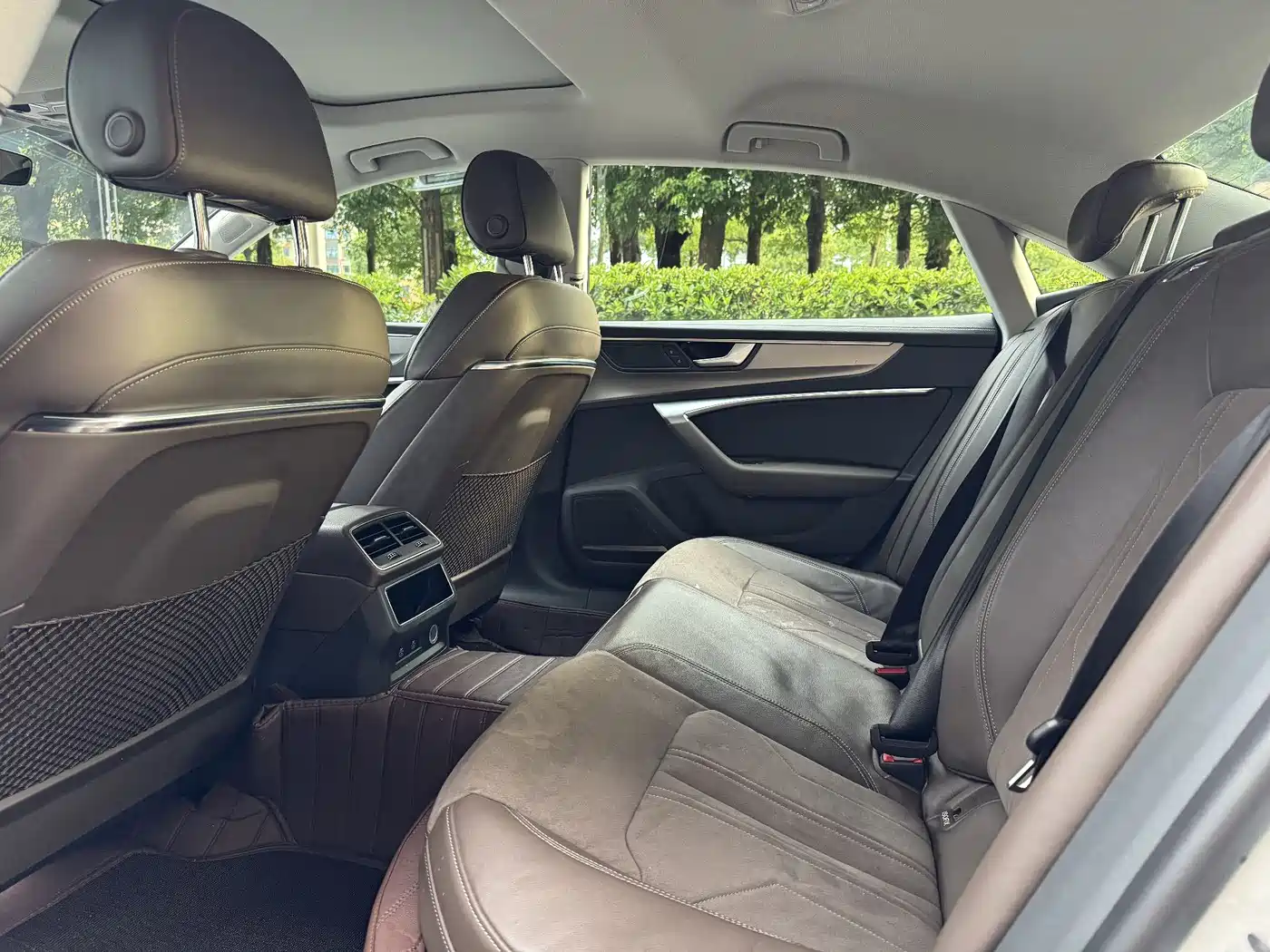Audi A7L 2022 45 TFSI S-line Dream Builder Edition фото 6