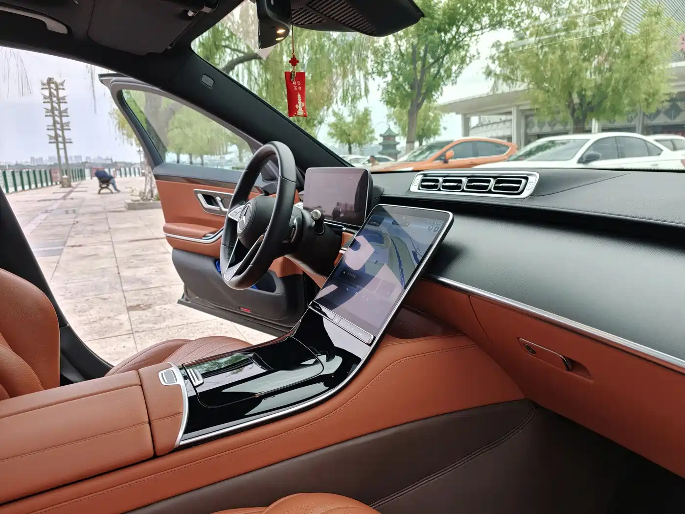 Mercedes-Benz S-Class 2024 S 400 L Business Edition фото 30