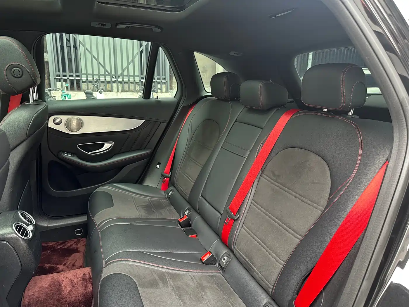 Mercedes-Benz GLC AMG 2017 AMG GLC 43 4MATIC фото 12