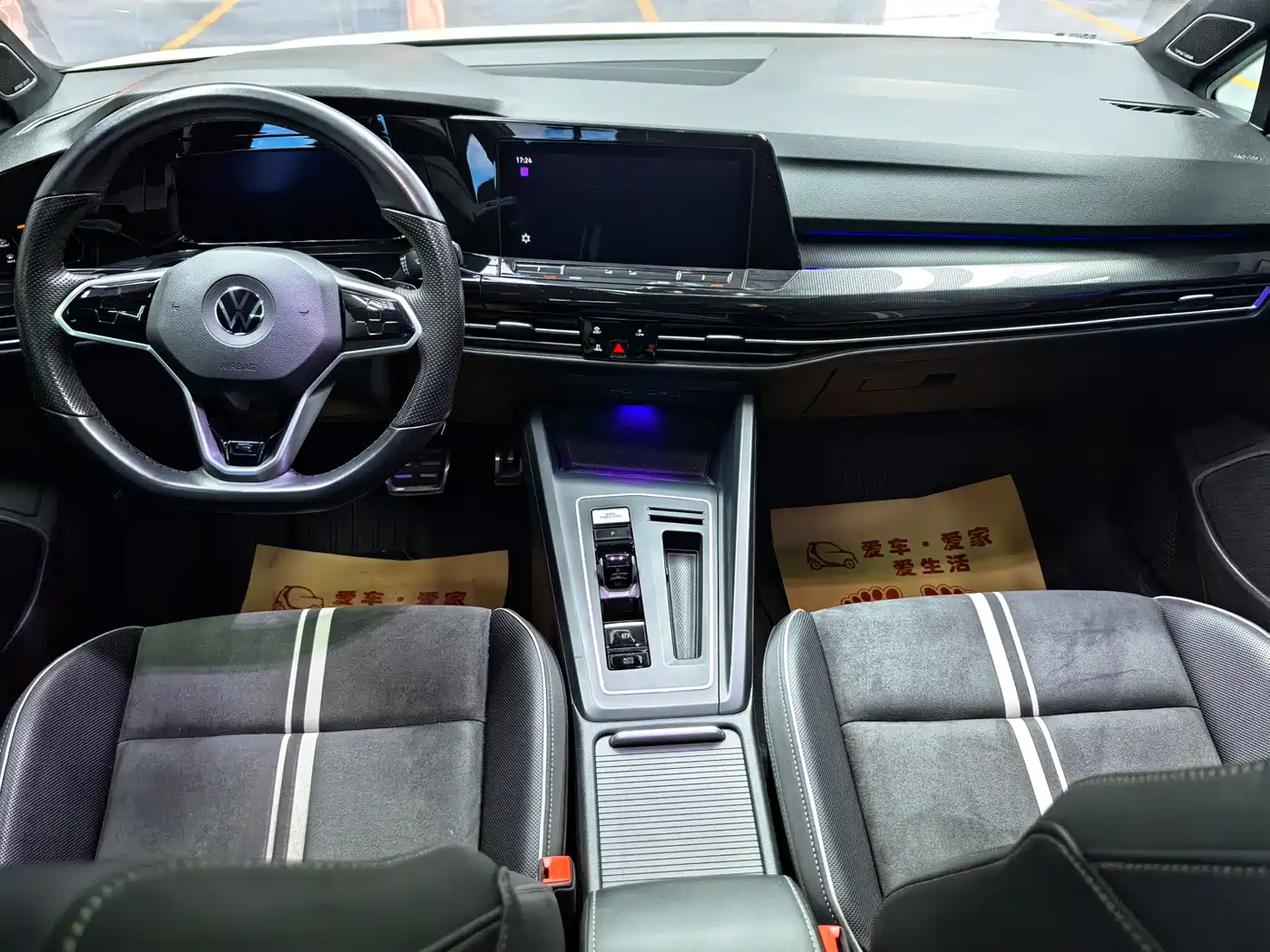 Volkswagen Golf 2021 280TSI DSG R-Line фото 13