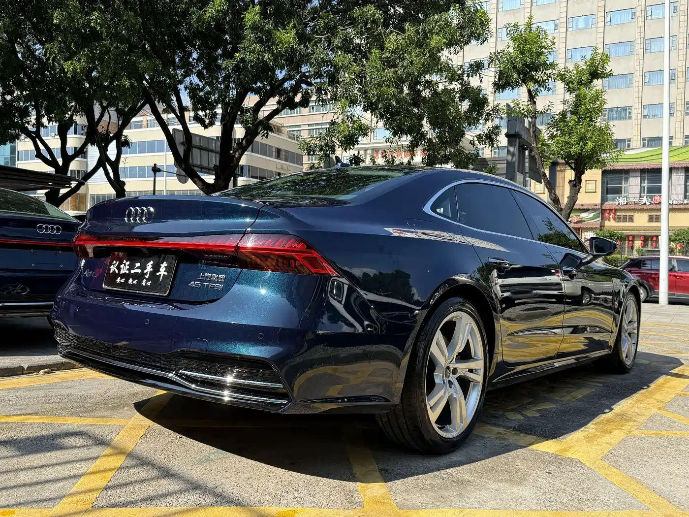 Audi A7L 2022 45 TFSI S-line Future Dream Edition фото 13