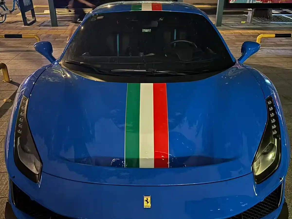 Ferrari 488 2018 488 Pista фото 2