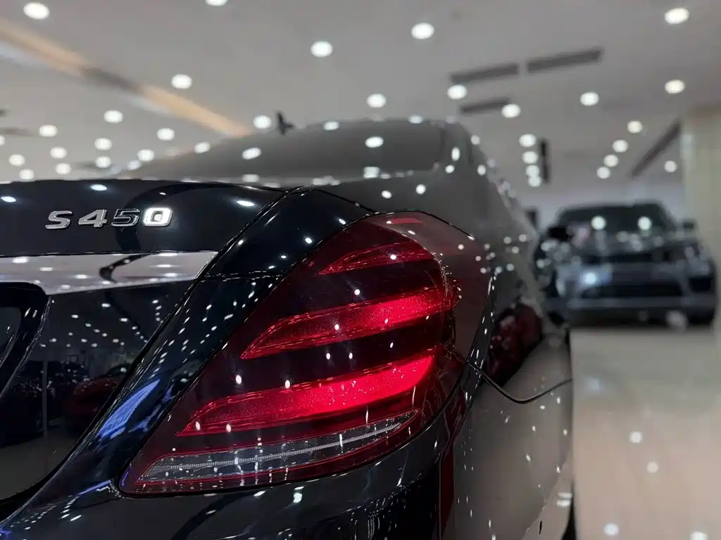 صورة 22 - Mercedes-Benz Maybach S-Class