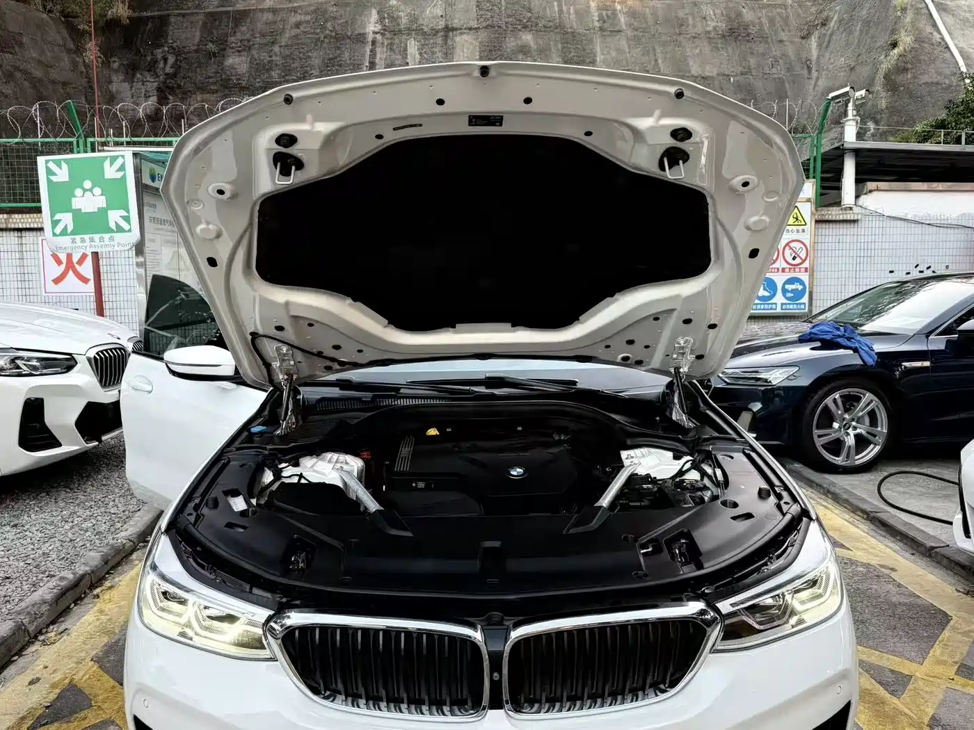 BMW 6 Series GT 2020 630i M Sport Package фото 16
