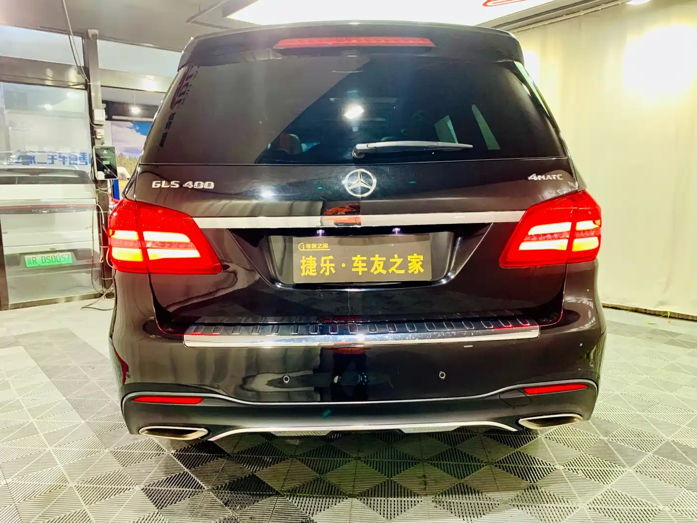 Mercedes-Benz GLS 2018 GLS 400 4MATIC Luxury фото 6