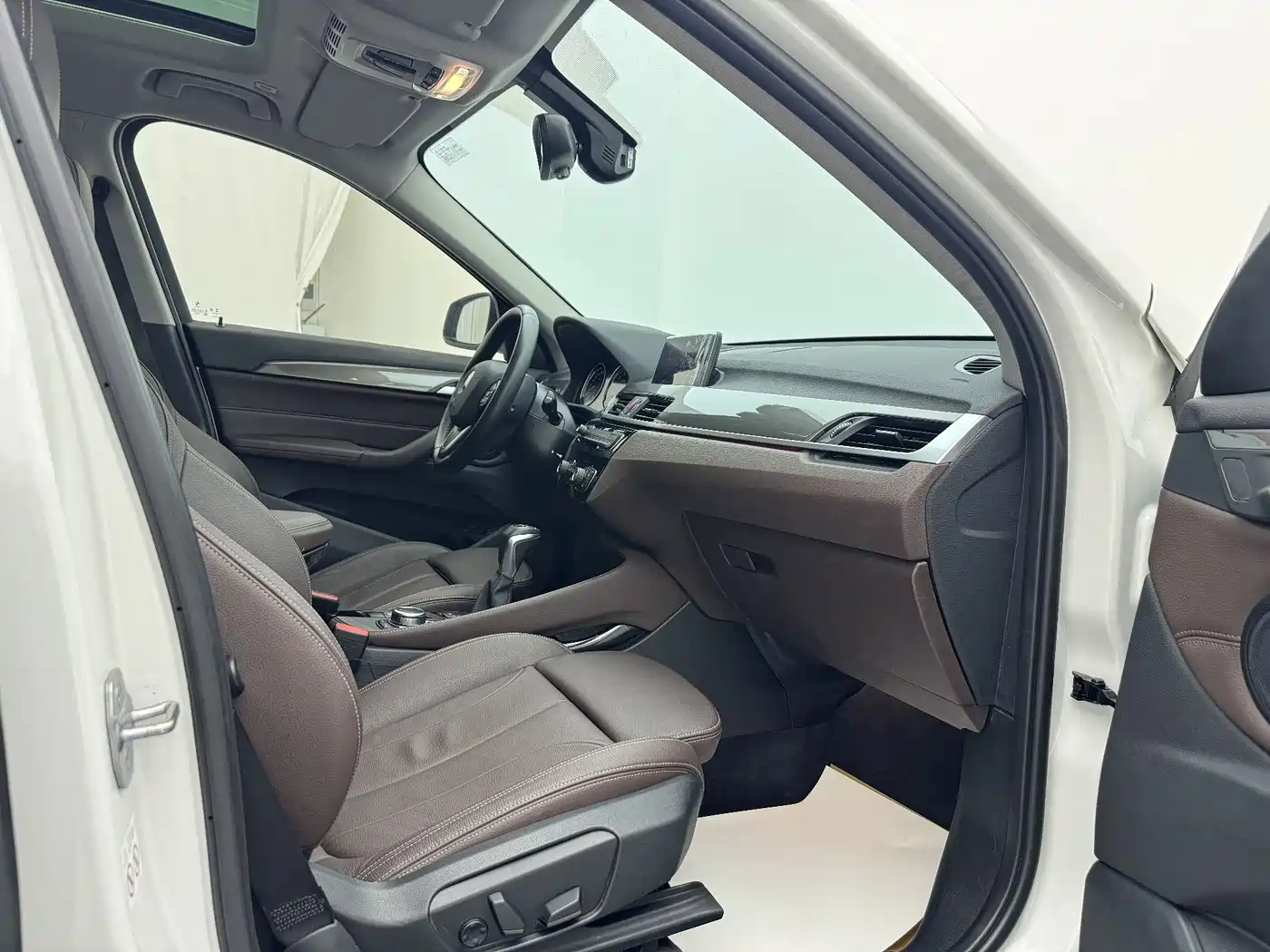 BMW X1 2019 xDrive20Li Premium Model фото 20