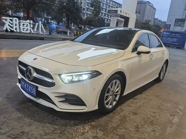 MERCEDES-BENZ A CLASS