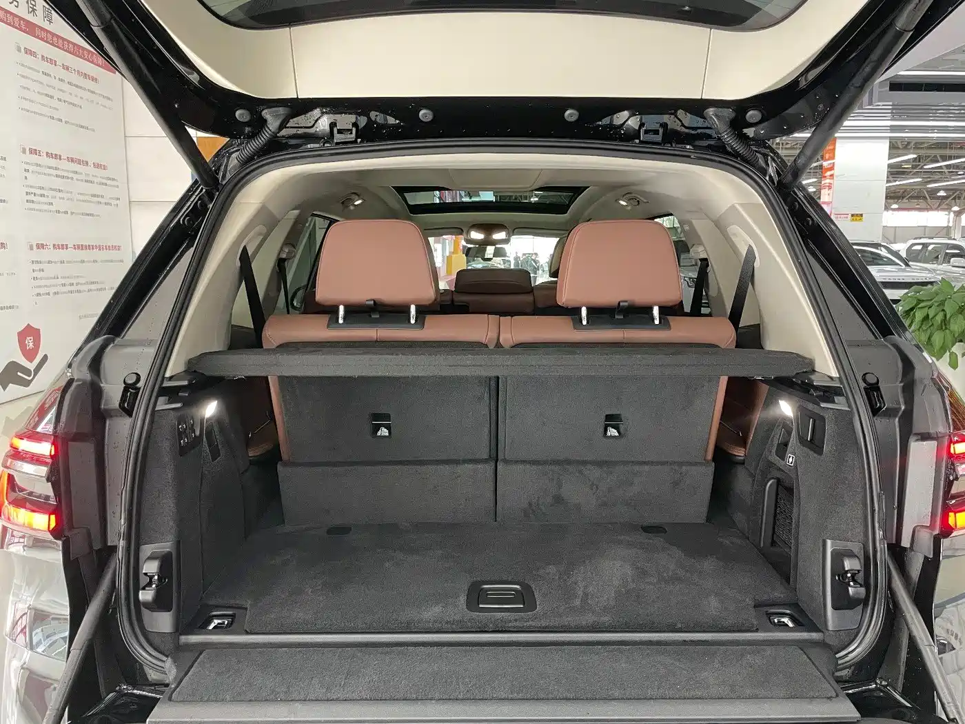 BMW X7 2023 xDrive40i Leading Luxury Package фото 25