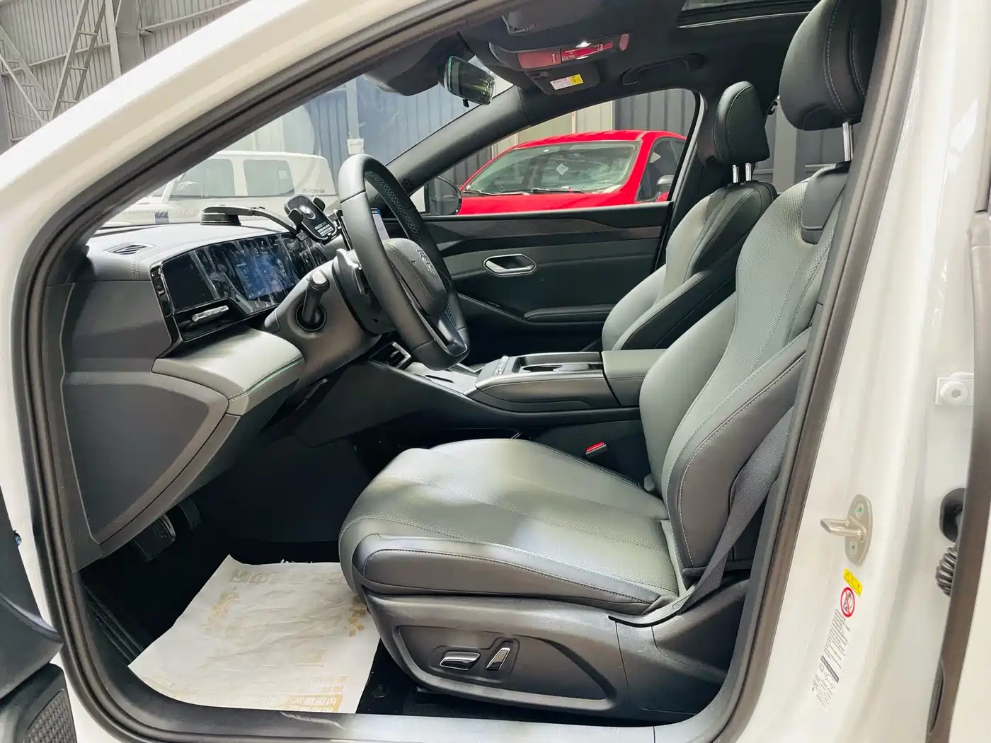 BYD Qin L 2026 2025 EV 470KM Leading Edition