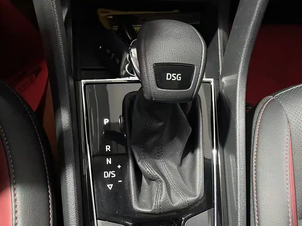 Škoda Karoq 2022 TSI280 Premium фото 16