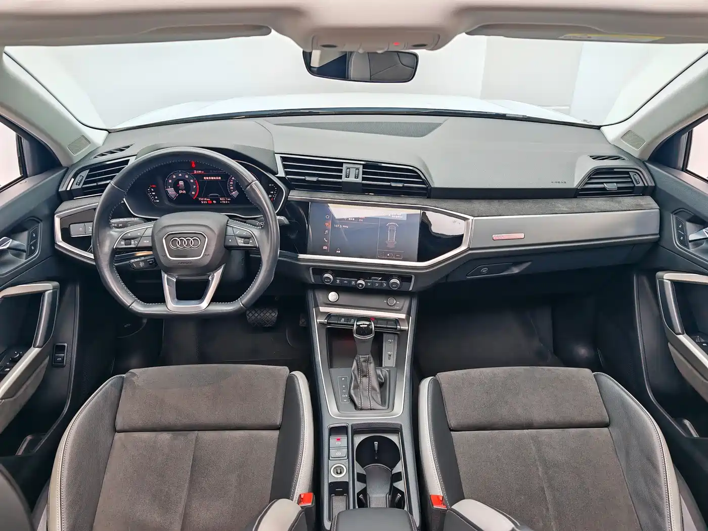 Audi Q3 2020 40 TFSI Fashion Dynamic фото 15