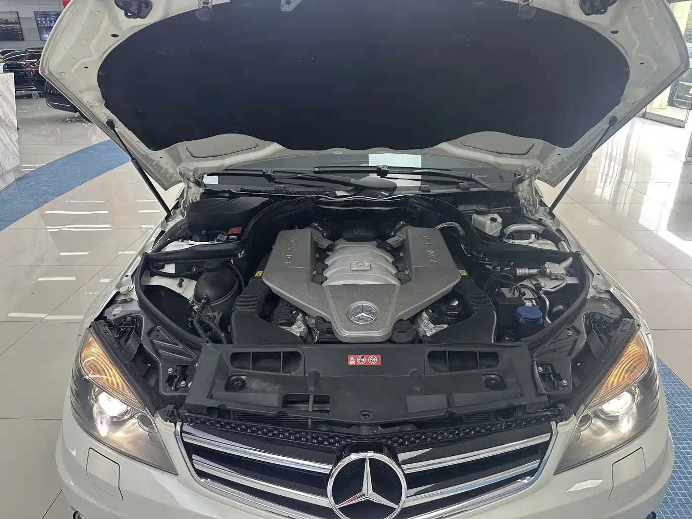 Mercedes-Benz C-Class AMG 2010 AMG C 63 Sport Enhanced Edition фото 18