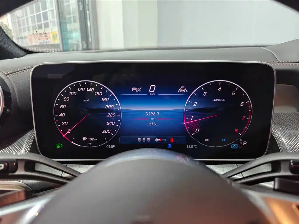 MERCEDES-BENZ GLC