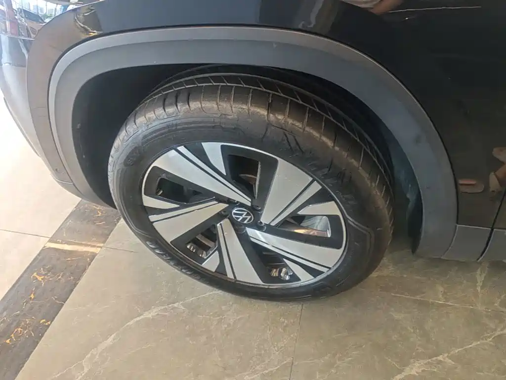 Фото 23 - Volkswagen Teramont