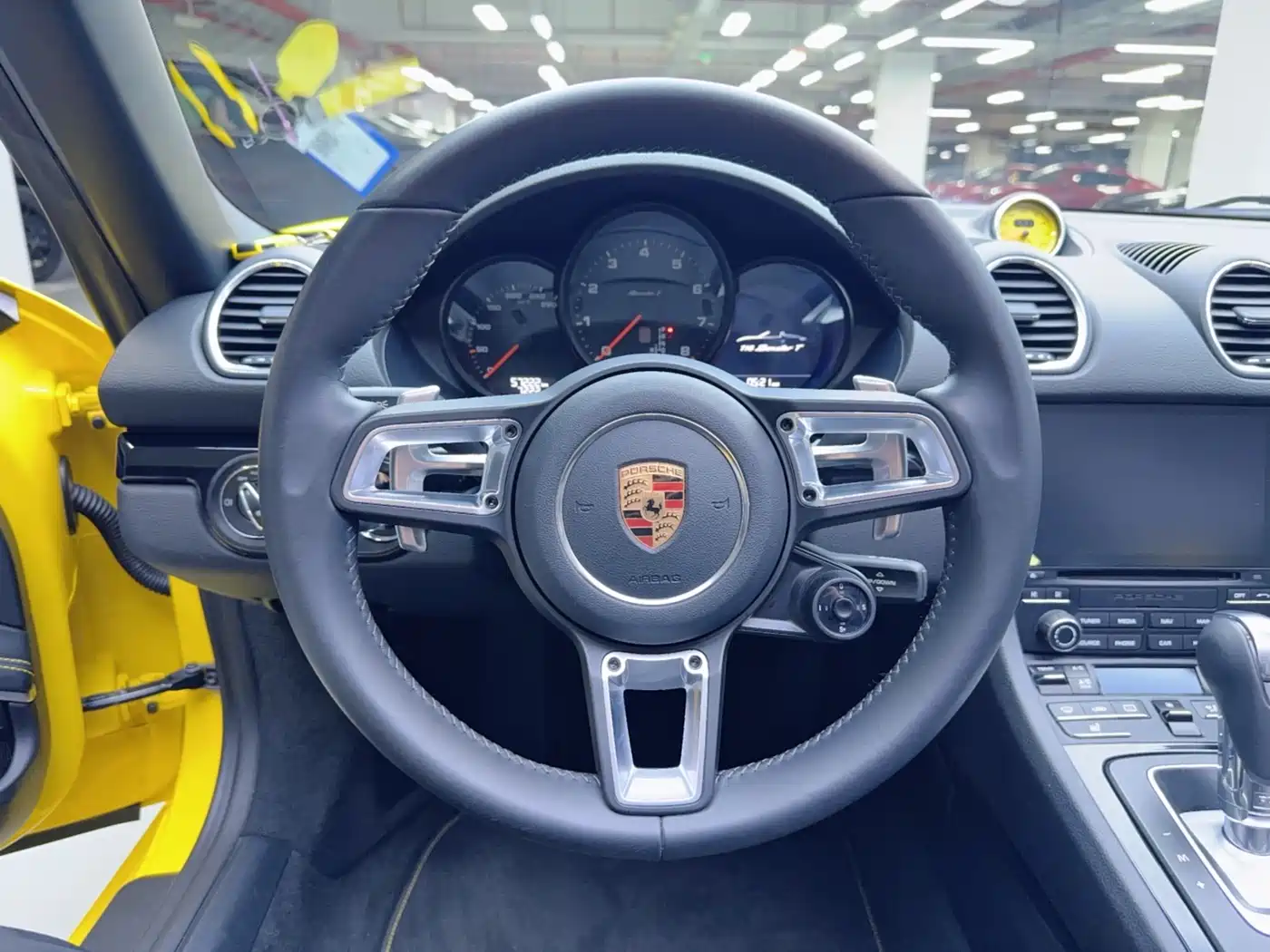 Porsche 718 2019 Boxster T 2.0T фото 11