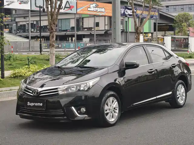 TOYOTA COROLLA