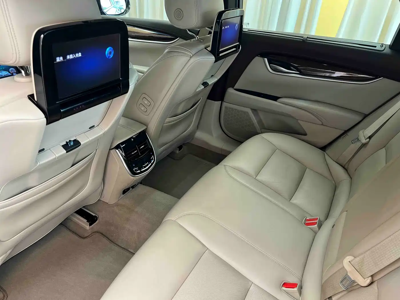 Cadillac XTS 2015 28T Luxury фото 23