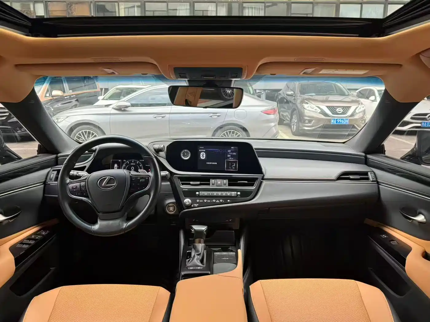 Lexus ES 2021 200 Excellence Edition фото 6