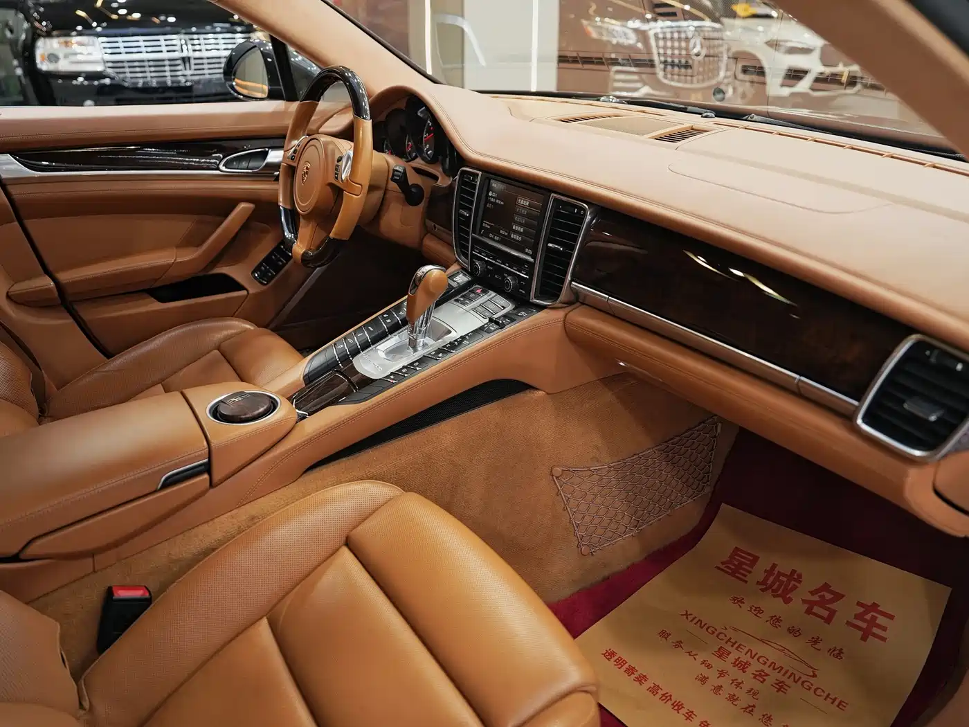 Porsche Panamera 2014 Panamera Turbo Executive 4.8T фото 20