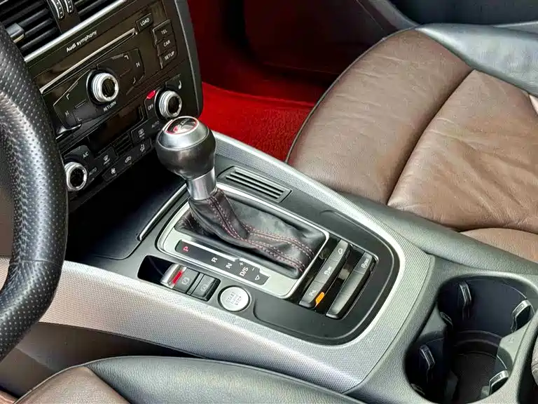 Audi Q5 2016 40 TFSI Technology Model фото 11