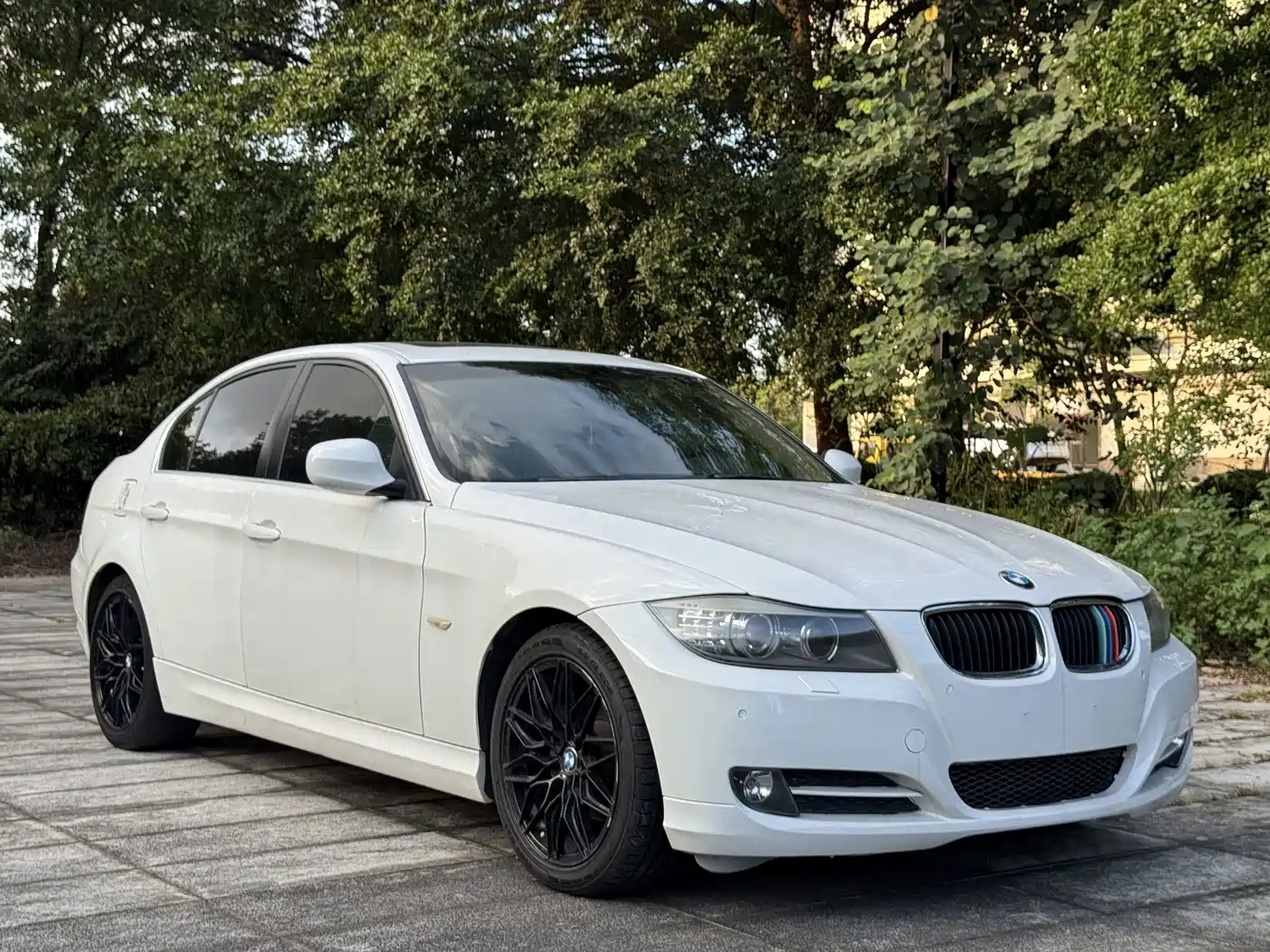 BMW 3 Series 2011 2011 320i Luxury